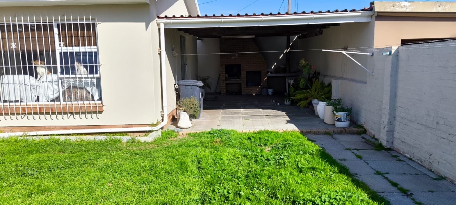 3 Bedroom Property for Sale in Churchill Estate Western Cape